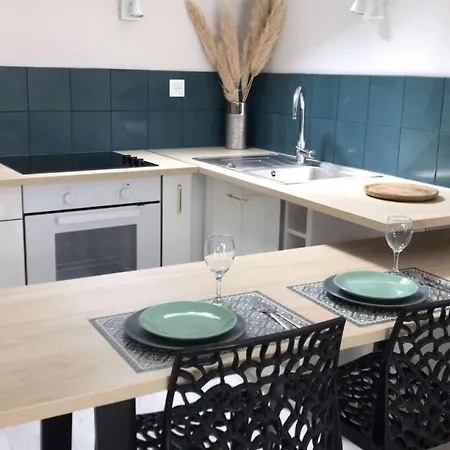 Apartament ,centre Historique , Entree Autonome