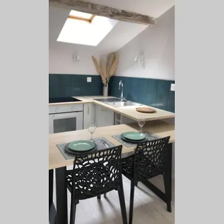 ,centre Historique , Entree Autonome Apartament
